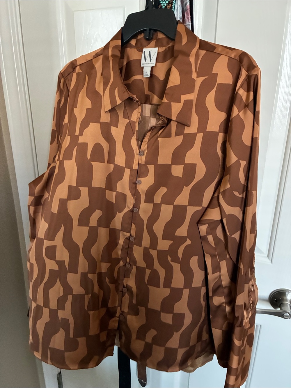 Worthington Brown Geometric Button-Up Shirt long sleeve Never worn!!! - Picture 1 of 4